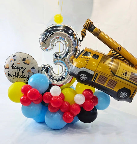 Bouquet Mediano Cumpleaños con Personaje Bouquet Mediano Cumpleaños con Personaje